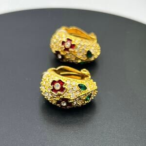 Joan Rivers Vintage Gold Plated Pave Red Rhinestone Flower Clip On Earrings
